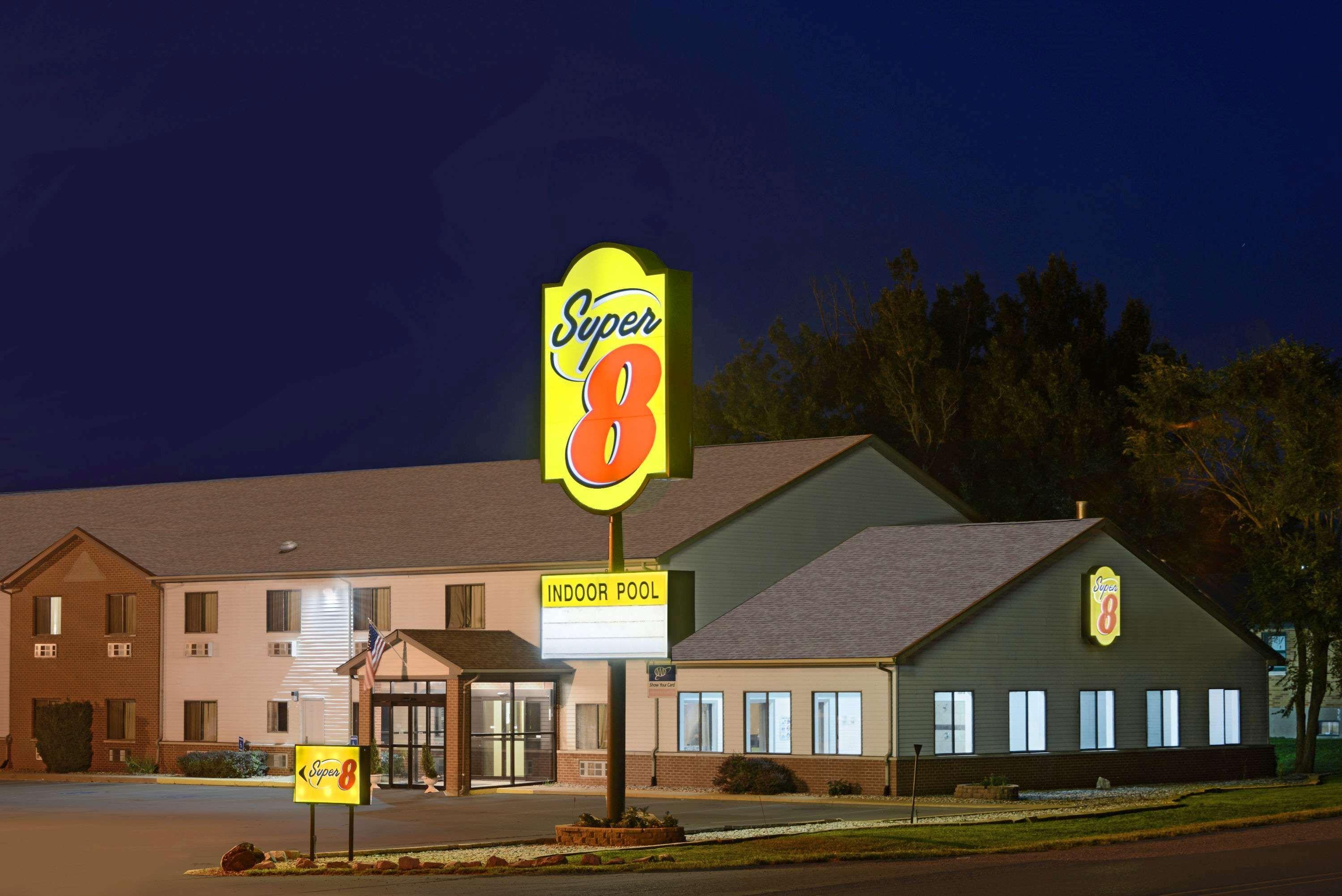Hotel Super 8 By Wyndham Fairfield Esterno foto