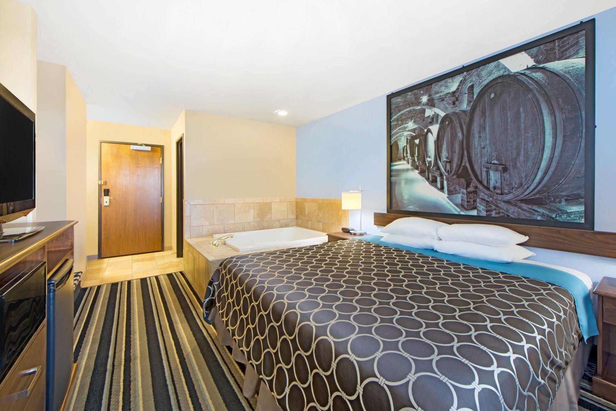 Hotel Super 8 By Wyndham Fairfield Esterno foto